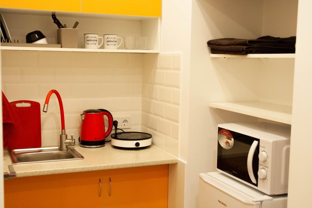 Світло Цілодобово Apartments In The City Center Lviv Exteriör bild